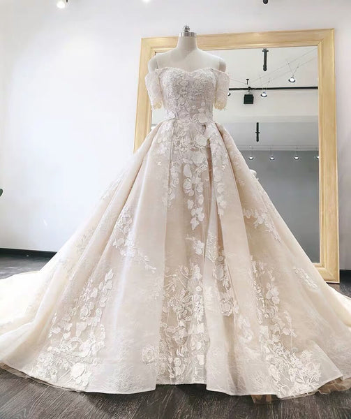 Sleek Wedding Dress